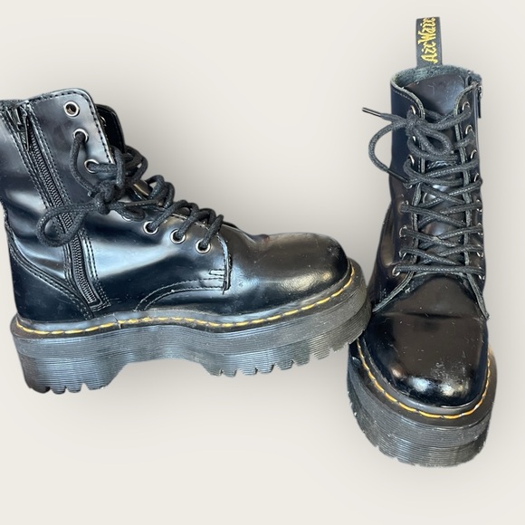 Doc Marten Sz 5 US Women’s Jadon Doc Martens Platform - Picture 4 of 7